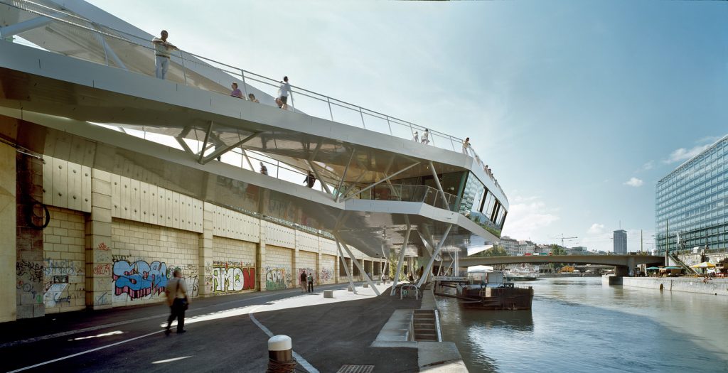 Ship landing stage