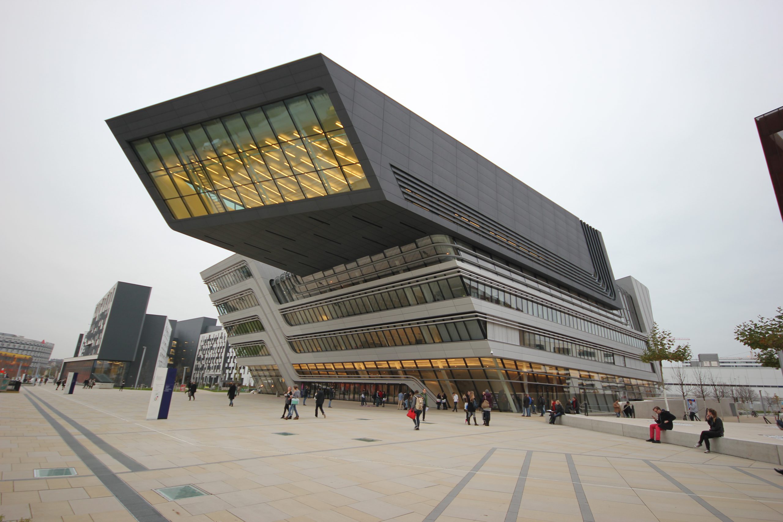 Außenaufnahme der Bibliothek der WU Wien