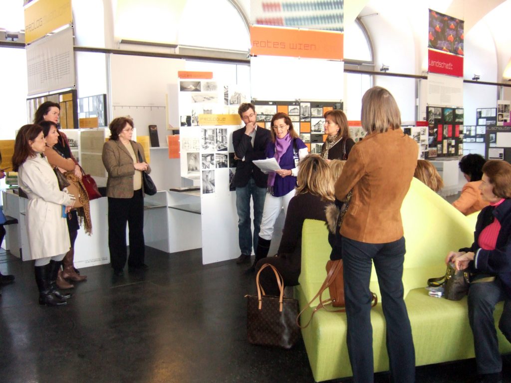 Guided Tour of the permanent exhibition “a_schau”