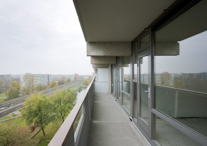 Blick von Balkon auf Grünraum