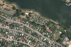 Bruckhaufen and Alte Donau in an aerial photograph