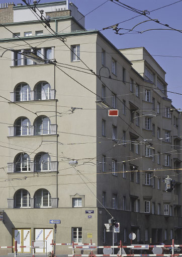 Gisela Erlacher 1997Hubert Gessner: Municipial Housing Development Reumann-Hof, Vienna