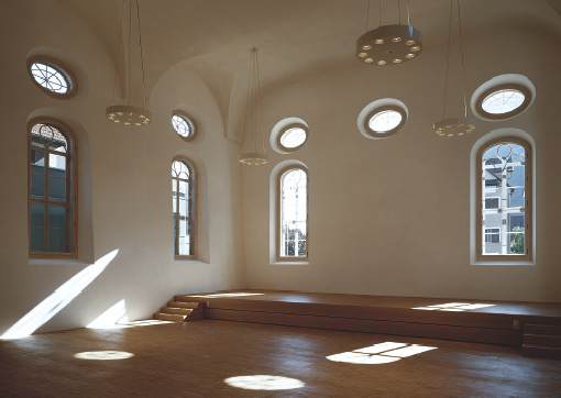 Arno Gisinger 2004Peter Bein (1771), F.W. Kubly (1868), Ada und Reinhard Rinderer (2004): Salomon-Sulzer Hall, former Synagogue Hohenems