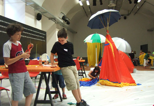 Impressions from the Workshop 'mobile - HOME', August 3rd 2006 at the Az W