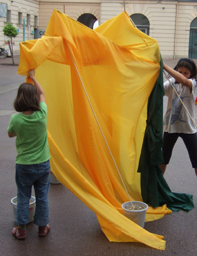 The "Dancing Bedouin-Tent" loves to dance!