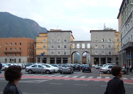Der Siegesplatz in Bozen