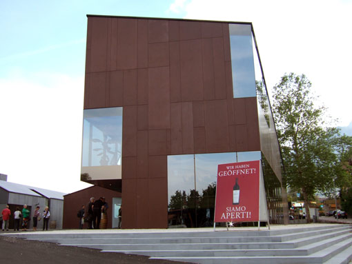 Weincenter der Kellerei Kaltern: feld 72, 2006