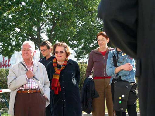 sonntags 179 TeilnehmerInnen