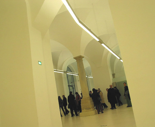 sonntags-TeilnehmerInnen in der Galerie der Forschung