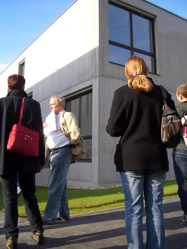 Eindrücke von der Exkursion "sonntags 195: wohnen - innovativ in wien 5: neun=zwölf"