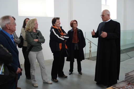 sonntags 202: neues leben im stift und schloss.