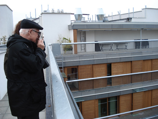 Buddhistisches Wohnheim Mandalahof / Adolf Krischanitz, 2008 – Fritz Achleitner fotografiert