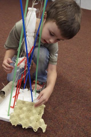 Impressions from the workshop "How do animals live" at the Az W