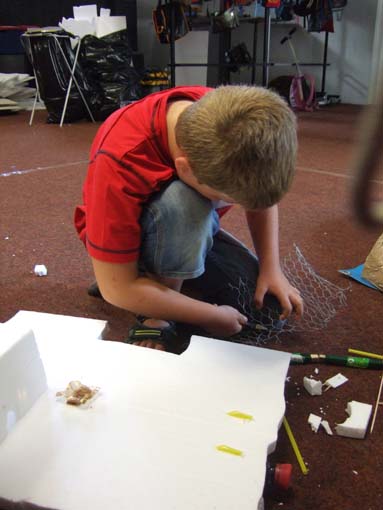 Impressions from the workshop "Floating houses" at the Az W