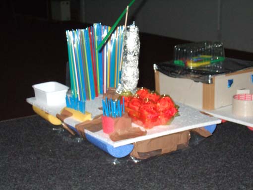 Impressions from the workshop "Floating houses" at the Az W