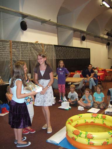 Impressions from the workshop "Floating houses" at the Az W