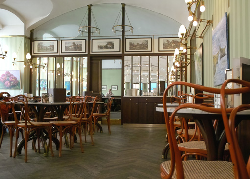 Az W tours: „Aufbruch in die Moderne", Café Museum