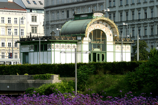 Az W tours: „Aufbruch in die Moderne", Otto Wagner Pavillon