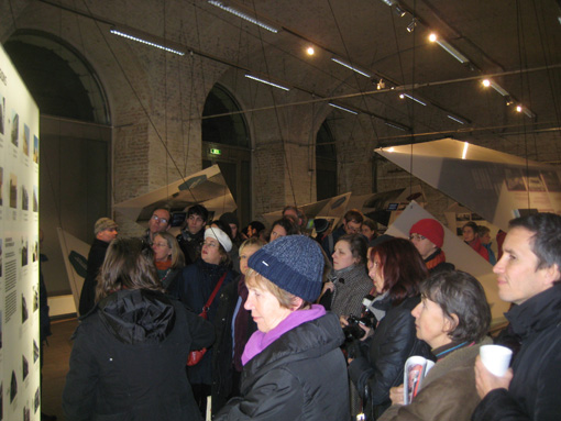 Alles Gute. Ein Adventumgang 2009 in der Ausstellung „Balkanolgy"