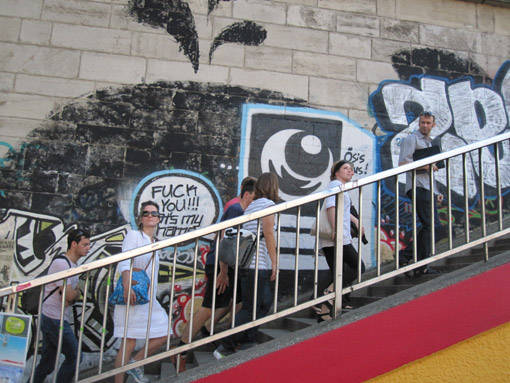 Fotos von der Sonderführung entlang des Donaukanals, Rahmenprogramm der XVIII. Internationalen AIDS-Konferenz in Wien.