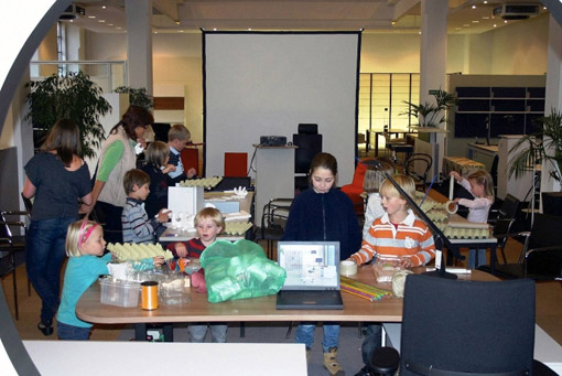 Archikids: From Throne to Function