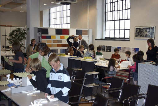 Archikids: From Throne to Function