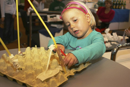 Archikids: From Throne to Function