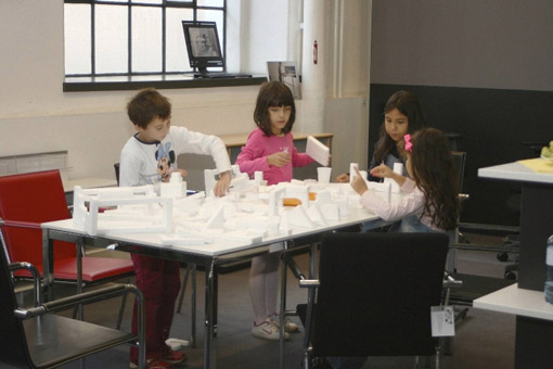 Archikids: From Throne to Function