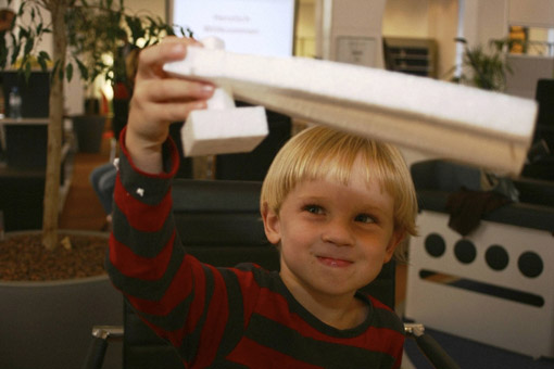 Archikids: From Throne to Function