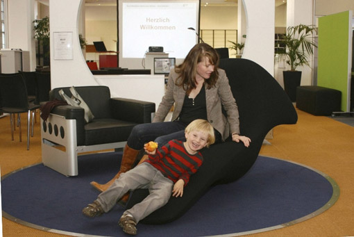 Archikids: From Throne to Function