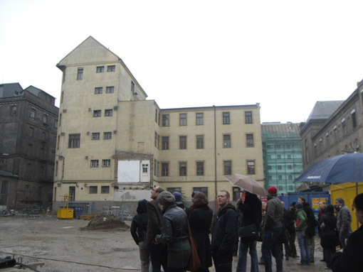 sundays 240: a sunday on public space
