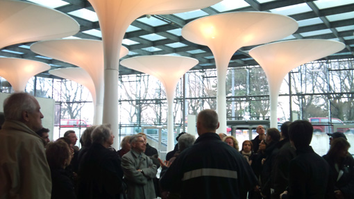 sonntags 244 TeilnehmerInnen im Foyer des TMW: querkraft architekten, 2010