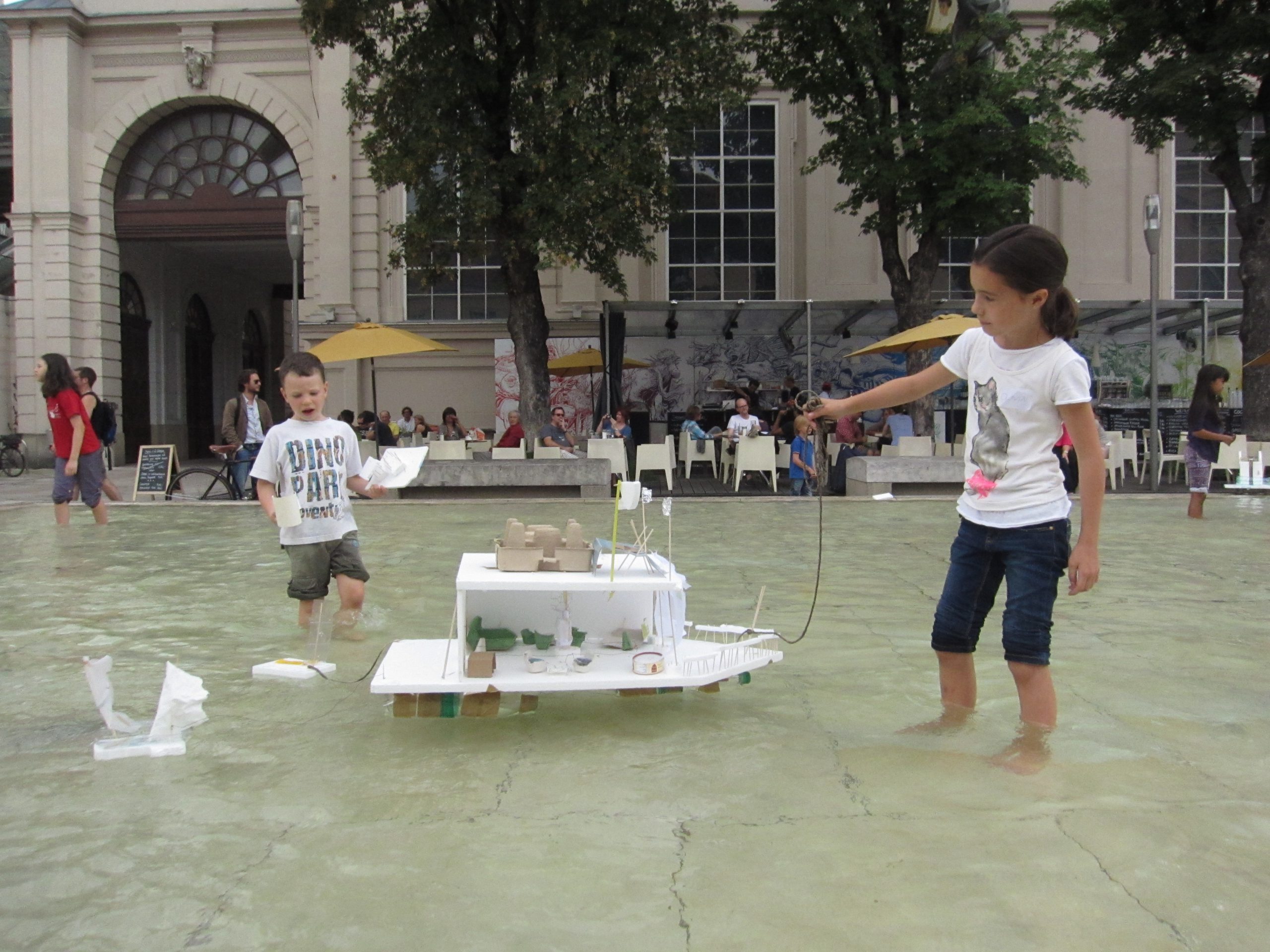 Photos taken during the workshop 'Floating Houses', August 11. + 12. 2011 at the Architekturzentrum Wien.