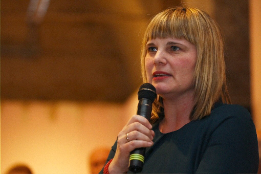 Ingrid Holzschuh, Kuratorin der Ausstellung