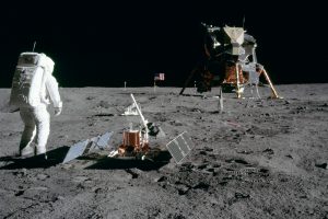 Man dressed in white and technical equipment