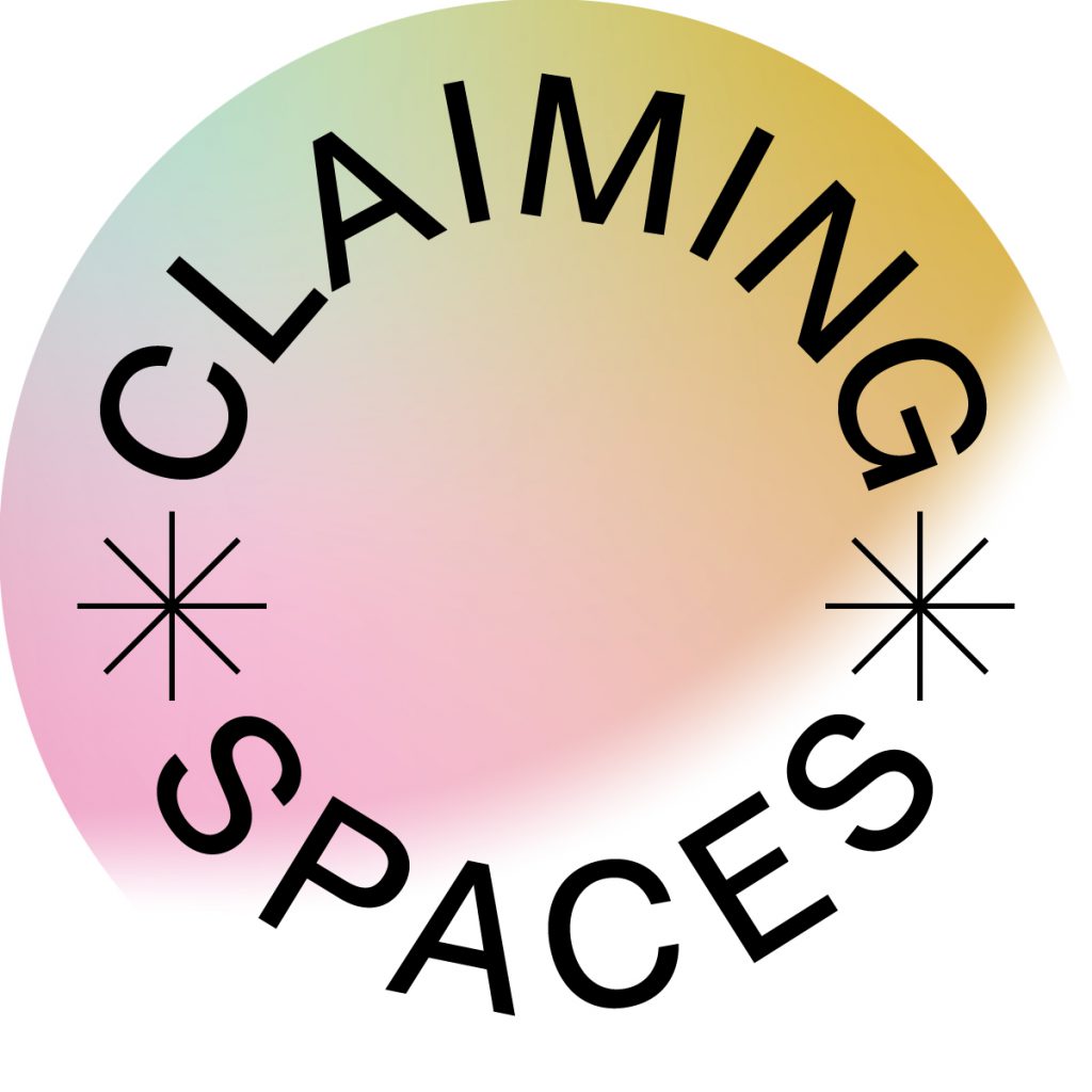 rundes Logo mit dem Wortlaut Claiming Spaces