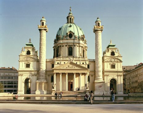 Church with dome and 2 high columns left and right